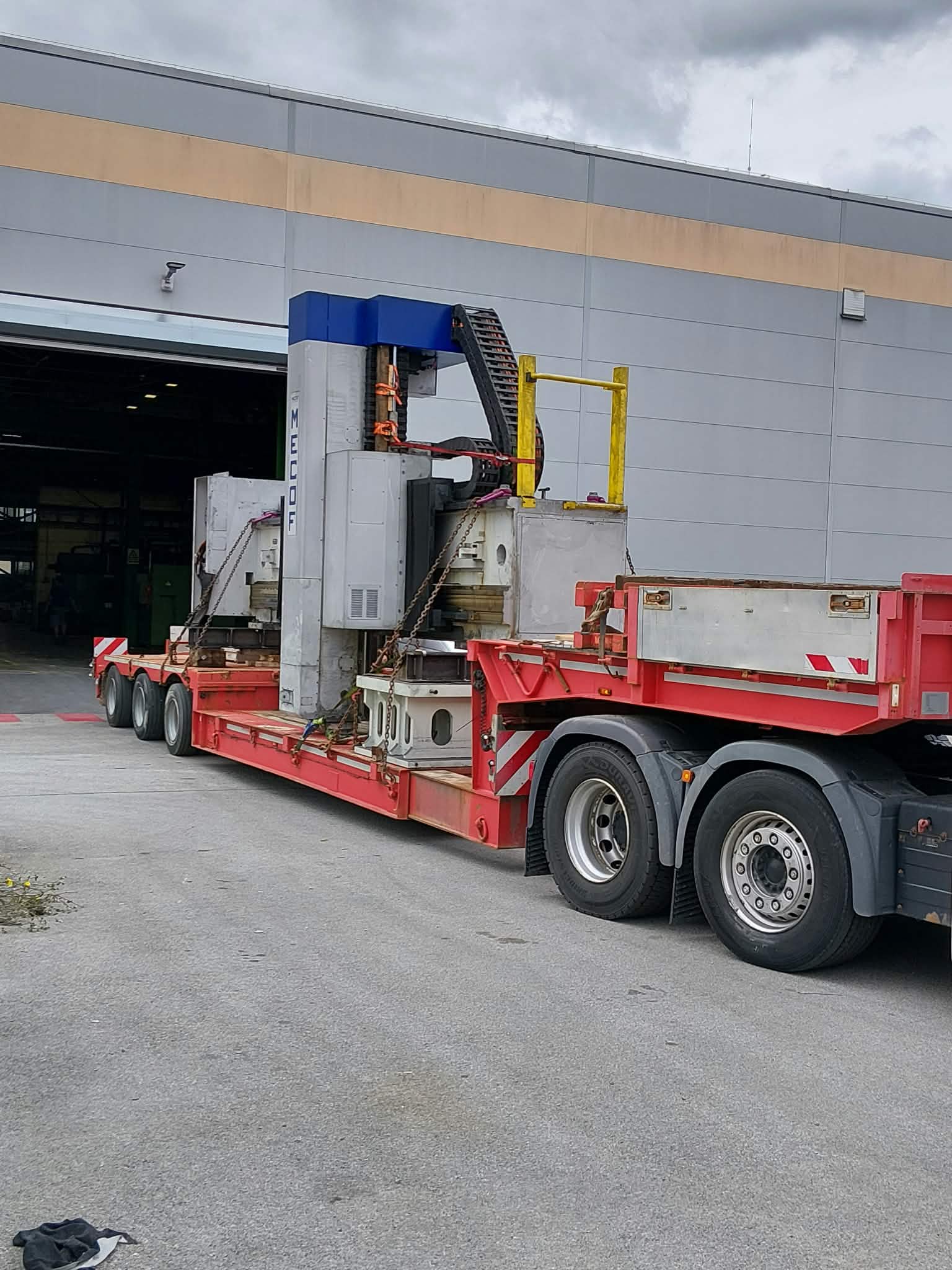 IP MA-LINER – prevoz industrijske opreme, konstrukcij in drugih tovorov
