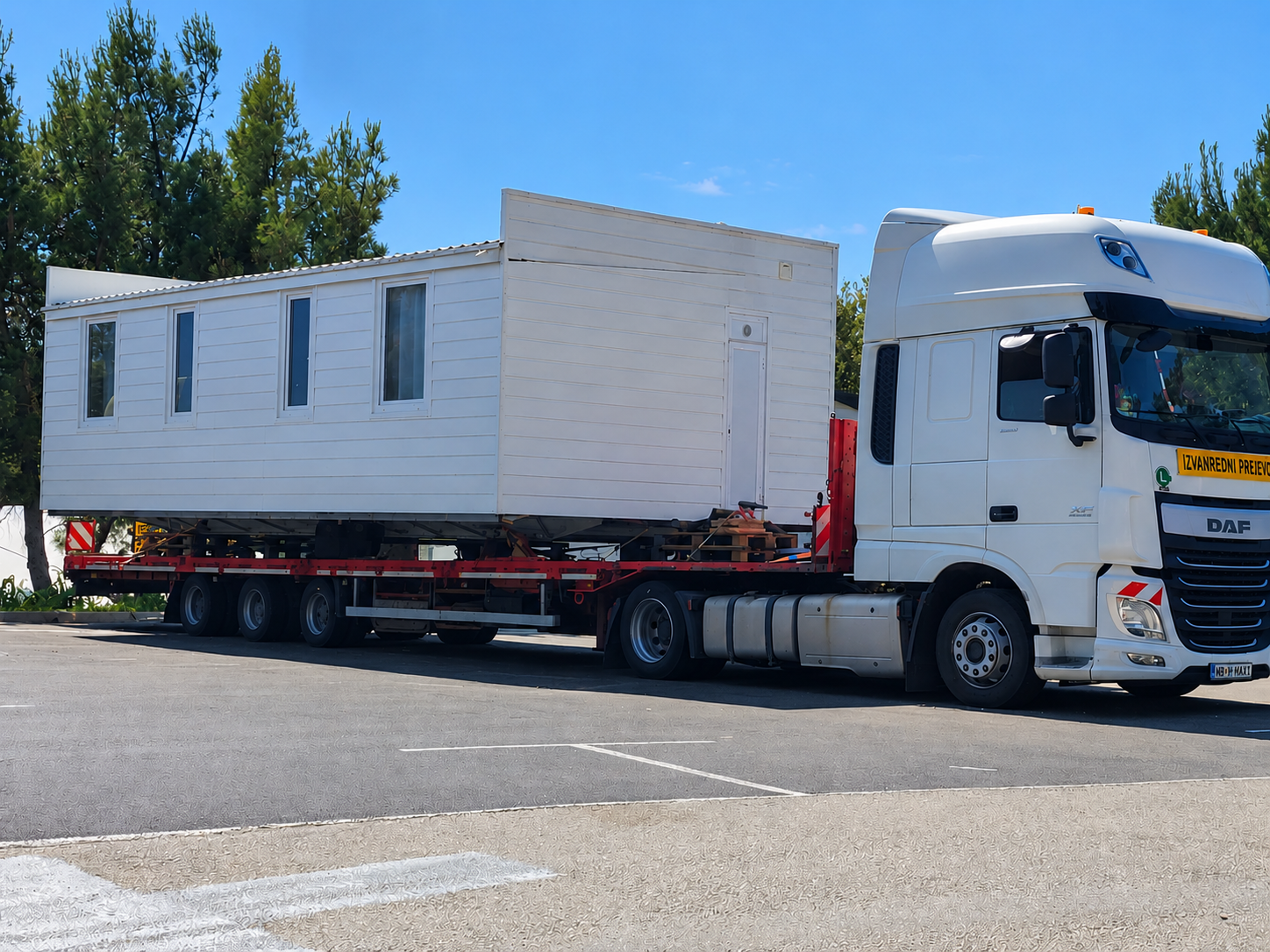 IP MA-LINER – prevoz mobilnih hišk in kontejnerjev