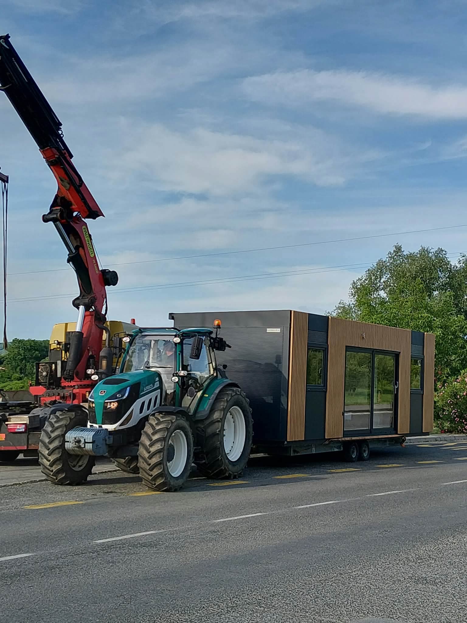 IP MA-LINER – prevoz mobilnih hišk in kontejnerjev