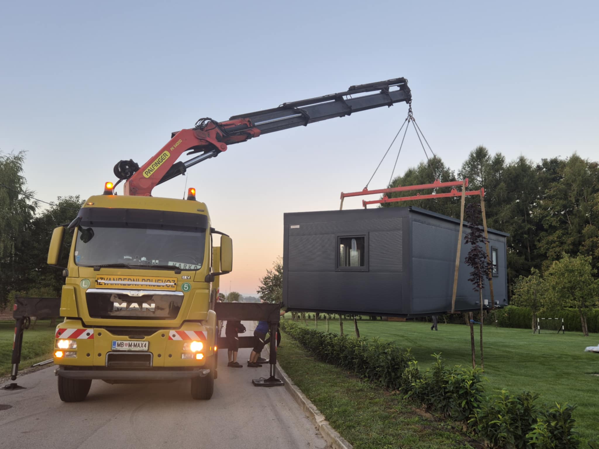 IP MA-LINER – Nakladanje in razkladanje bremen